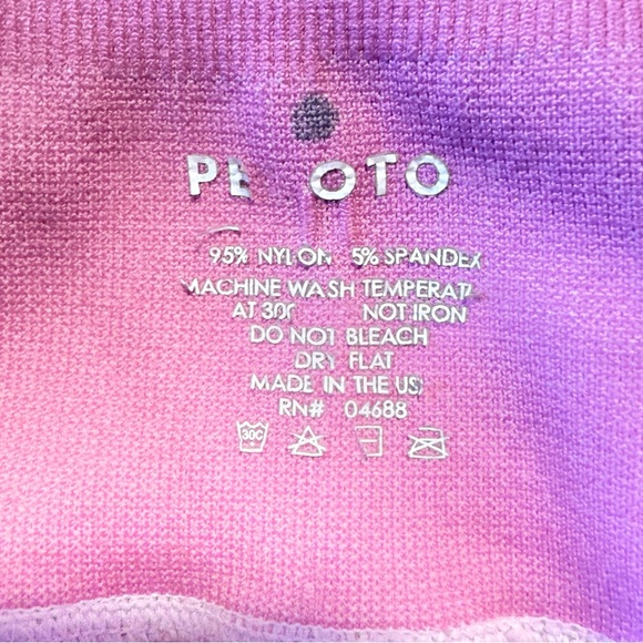 Peloton Pink Workout Ensemble - Picture 4 of 8